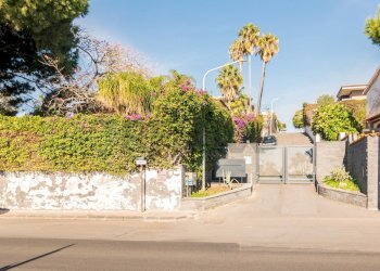 Edificio all\'aperto - Villa via Antonello Da Messina
 
73, Aci Castello - foto 47