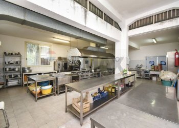 Cucina - Locale Commerciale Via Provinciale Per Riposto
 
57/A, Acireale - foto 46