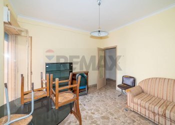 Sala da pranzo - Trilocale Via Ammiraglio Caracciolo
 
52, Catania - foto 17