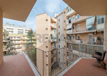 Balcone - Trilocale Via Ammiraglio Caracciolo
 
52, Catania - foto 24