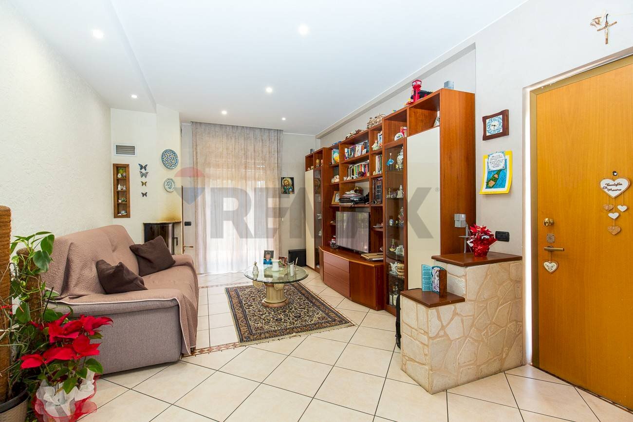 Soggiorno - Trilocale via Don Ludovico
 
15A, Pedara - foto 1