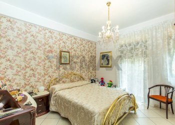 Camera / camera da letto - Trilocale via Don Ludovico
 
15A, Pedara - foto 14