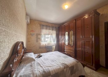Camera / camera da letto - Bilocale VIA LUIGI STURZO
 
32, Gravina di Catania - foto 18