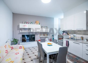 Cucina - Quadrilocale Via Raffaello Sanzio
 
4, Grammichele - foto 2