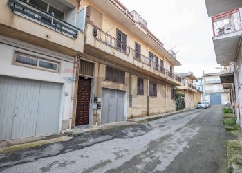 Edificio all\'aperto - Quadrilocale Via Raffaello Sanzio
 
4, Grammichele - foto 3