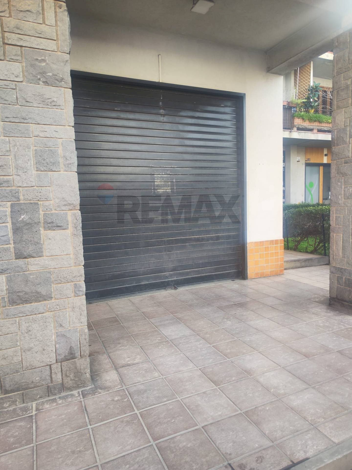 Parcheggio - Locale Commerciale Via Firenze
 
97, Aci Castello - foto 1