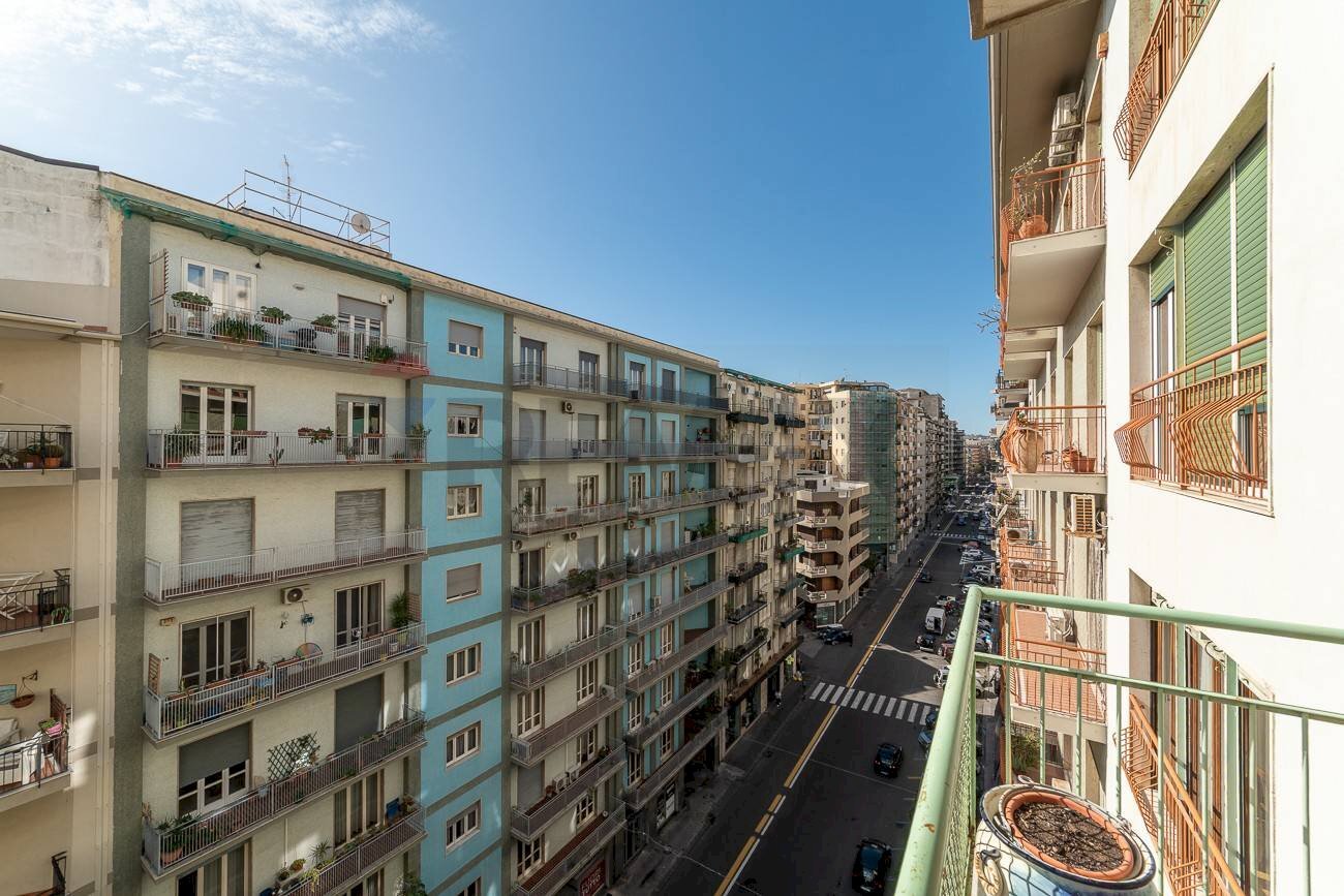 Edificio all\'aperto - Quadrilocale Via Giacomo Leopardi
 
125, Catania - foto 1