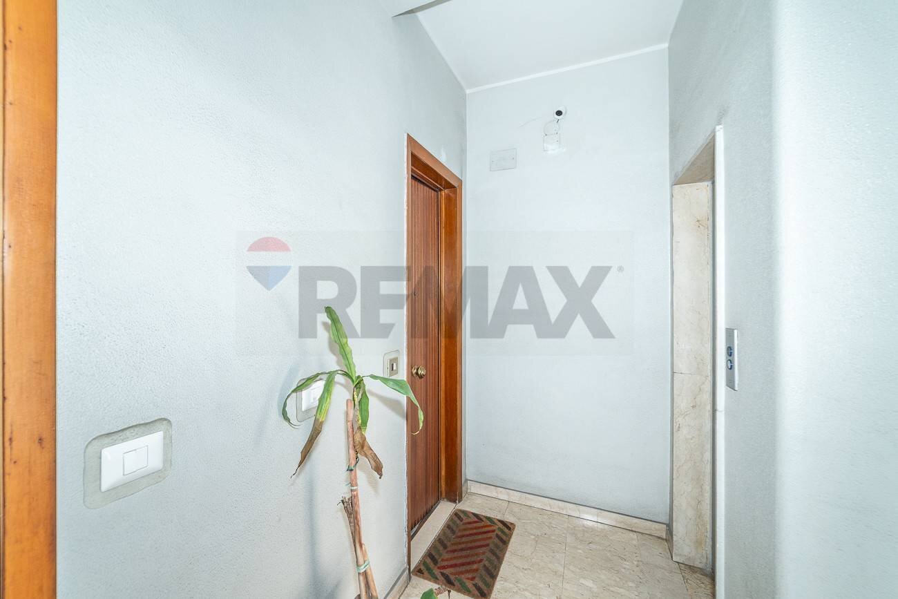 Hall / corridoio - Quadrilocale Via Giacomo Leopardi
 
125, Catania - foto 2