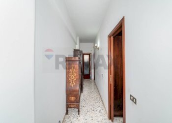 Hall / corridoio - Quadrilocale Via Giacomo Leopardi
 
125, Catania - foto 22