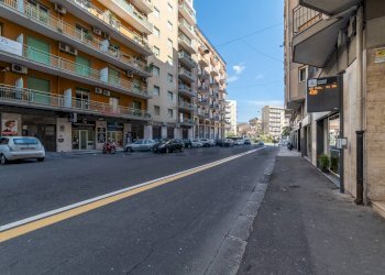 Edificio all\'aperto - Quadrilocale Via Giacomo Leopardi
 
125, Catania - foto 33