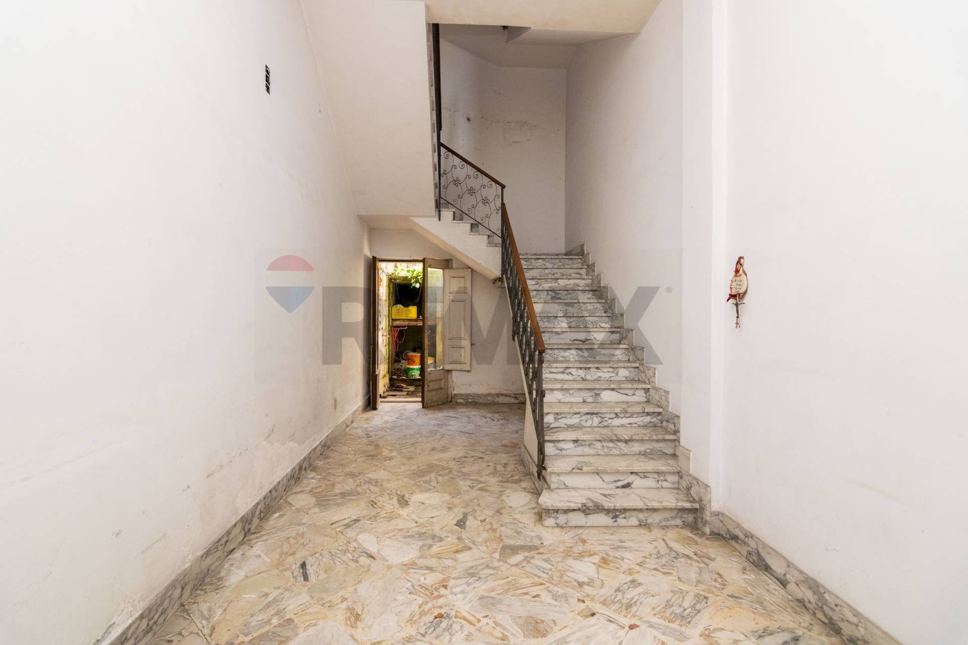 Scale - Independent house via alcide de gasperi
29, Giarre - photo 3