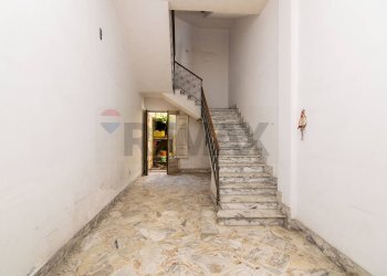 Scale - Casa indipendente via alcide de gasperi
 
29, Giarre - foto 5