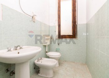 Bagno - Casa indipendente via alcide de gasperi
 
29, Giarre - foto 17