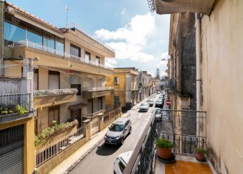 Balcone - Casa indipendente via alcide de gasperi
 
29, Giarre - foto 19