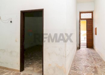 Hall / corridoio - Casa indipendente via alcide de gasperi
 
29, Giarre - foto 23