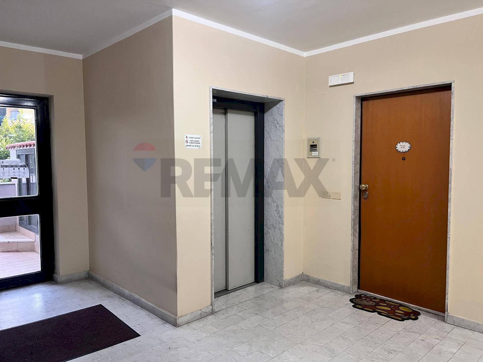 Ricezione / Lobby - Appartamento Via dei Giardini
 
5, Tremestieri Etneo - foto 3