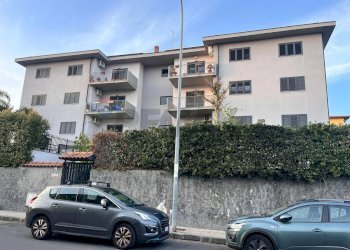 Edificio all\'aperto - Appartamento Via dei Giardini
 
5, Tremestieri Etneo - foto 1