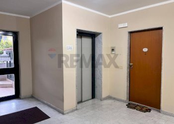 Ricezione / Lobby - Appartamento Via dei Giardini
 
5, Tremestieri Etneo - foto 3