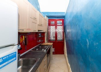 Cucina - Trilocale Cortile Della Provvidenza
 
12, Catania - foto 9