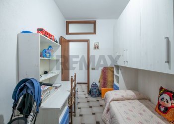 Camera / camera da letto - Quadrilocale Via Raffaello Sanzio
 
4, Grammichele - foto 8