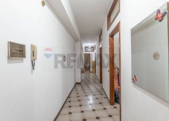 Hall / corridoio - Quadrilocale Via Raffaello Sanzio
 
4, Grammichele - foto 9