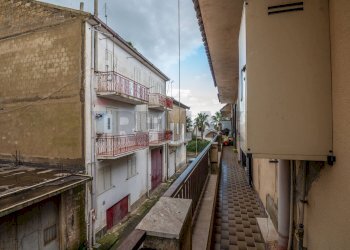 Balcone - Quadrilocale Via Raffaello Sanzio
 
4, Grammichele - foto 14