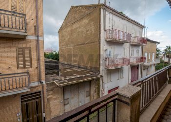 Edificio all\'aperto - Quadrilocale Via Raffaello Sanzio
 
4, Grammichele - foto 16