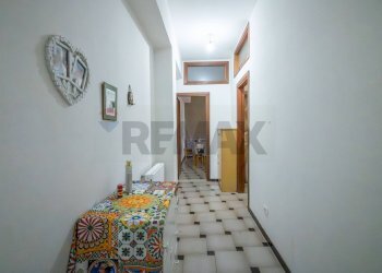 Hall / corridoio - Quadrilocale Via Raffaello Sanzio
 
4, Grammichele - foto 17