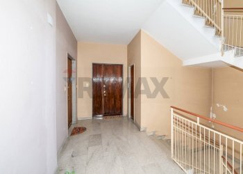 Hall / corridoio - Quadrilocale Piazza Vincenzo Lanza
 
3, Catania - foto 5