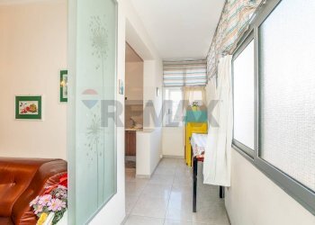 Hall / corridoio - Quadrilocale Piazza Vincenzo Lanza
 
3, Catania - foto 8