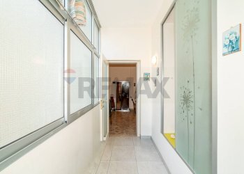 Hall / corridoio - Quadrilocale Piazza Vincenzo Lanza
 
3, Catania - foto 9