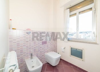 Bagno - Quadrilocale Piazza Vincenzo Lanza
 
3, Catania - foto 15