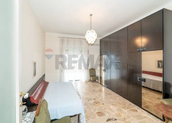 Camera / camera da letto - Quadrilocale Piazza Vincenzo Lanza
 
3, Catania - foto 19