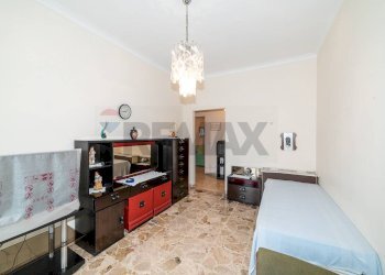 Camera / camera da letto - Quadrilocale Piazza Vincenzo Lanza
 
3, Catania - foto 22