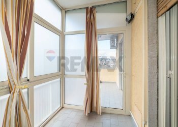 Hall / corridoio - Quadrilocale Piazza Vincenzo Lanza
 
3, Catania - foto 23