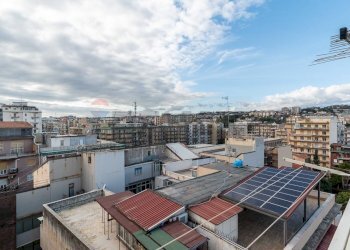 Edificio all\'aperto - Quadrilocale Piazza Vincenzo Lanza
 
3, Catania - foto 28