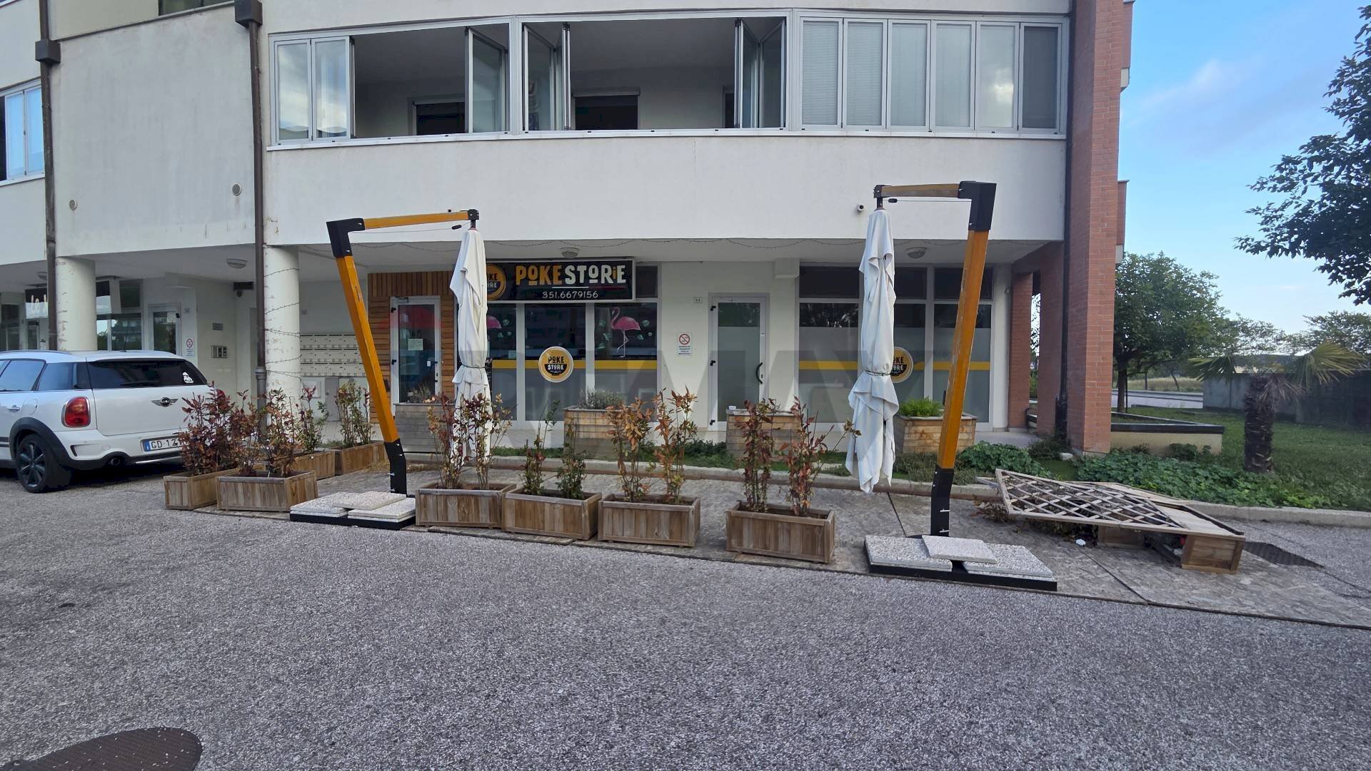 Edificio all\'aperto - Commercial Premises Le Curbusier
 
44, Ravenna - photo 1