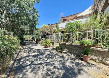 Terrazza - Villa a Schiera Via Onorato Carlandi
 
33, Manziana - foto 1