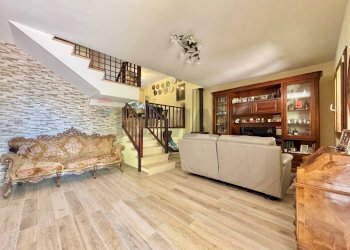 Soggiorno - Villa a Schiera Via Onorato Carlandi
 
33, Manziana - foto 5