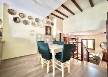 Sala da pranzo - Villa a Schiera Via Onorato Carlandi
 
33, Manziana - foto 9