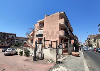 Edificio all\'aperto - Monolocale corso vittorio emanuele
 
14, Marcellina - foto 1