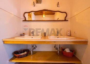 Bagno - Bilocale Piazza Del Castello, Bevagna - foto 8