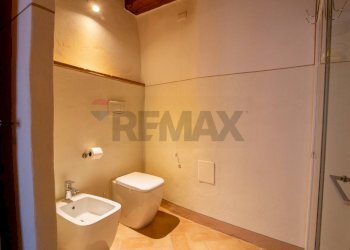 Bagno - Bilocale Piazza Del Castello, Bevagna - foto 10