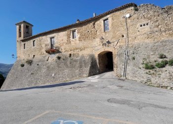 Casa all\'aperto - Bilocale Piazza Del Castello, Bevagna - foto 15