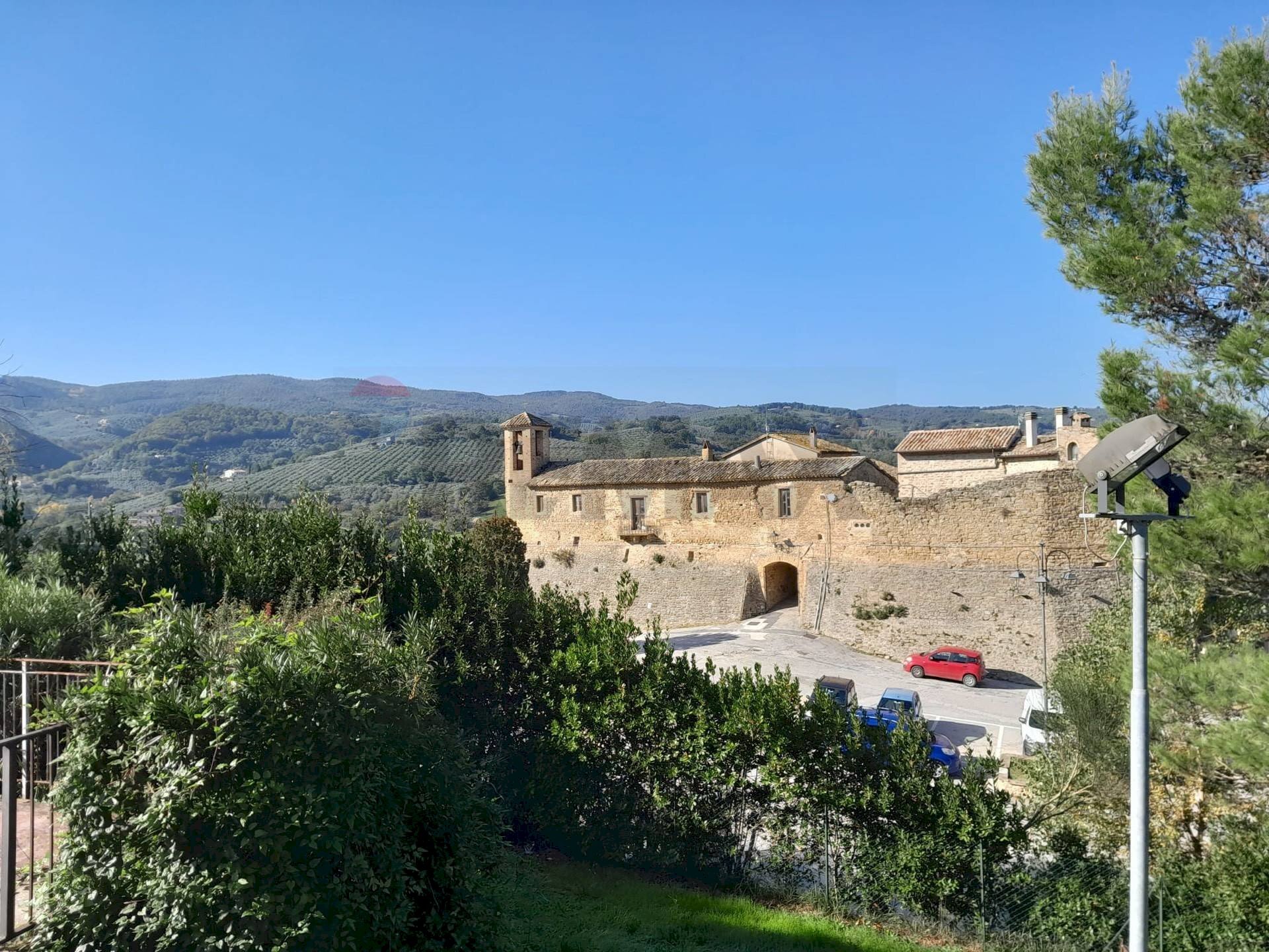 Vista delle montagne - Casa semi indipendente Via Torre Del Colle, Bevagna - foto 2