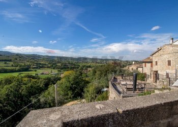 Vista delle montagne - Casa semi indipendente Via Torre Del Colle, Bevagna - foto 35