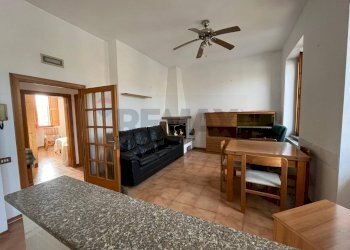 Sala da pranzo - Trilocale Via Stazione
 
12, Cannara - foto 1