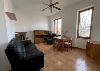 Sala da pranzo - Trilocale Via Stazione
 
12, Cannara - foto 2