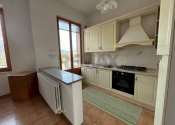 Cucina - Trilocale Via Stazione
 
12, Cannara - foto 3