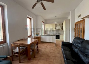 Sala da pranzo - Trilocale Via Stazione
 
12, Cannara - foto 6